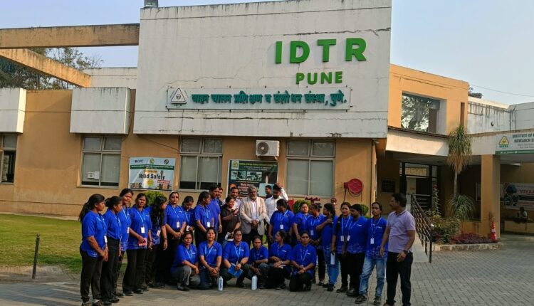 20 female drivers return after completing advanced EV bus training